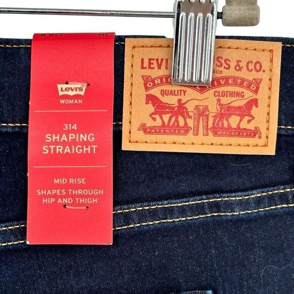 Levi’s 314 Shaping Straight Mid Rise Jeans Size 22W - Picture 2 of 8